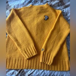 PINK sweater, yellow color, size M